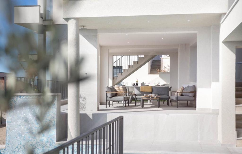 Luxury With Pool And Jacuzzi Vila Makarska